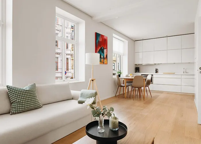 Dinbnb L 200m To Torgallmenningen L High-end L Steps From Center 公寓 *